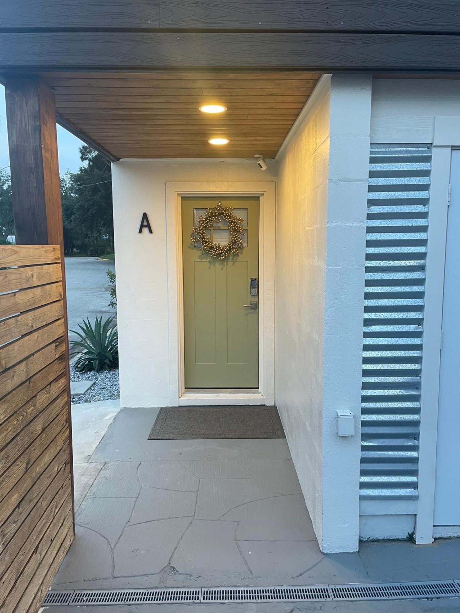 Shares Courtyard Luxury Apt - New! Rockledge Exteriér fotografie