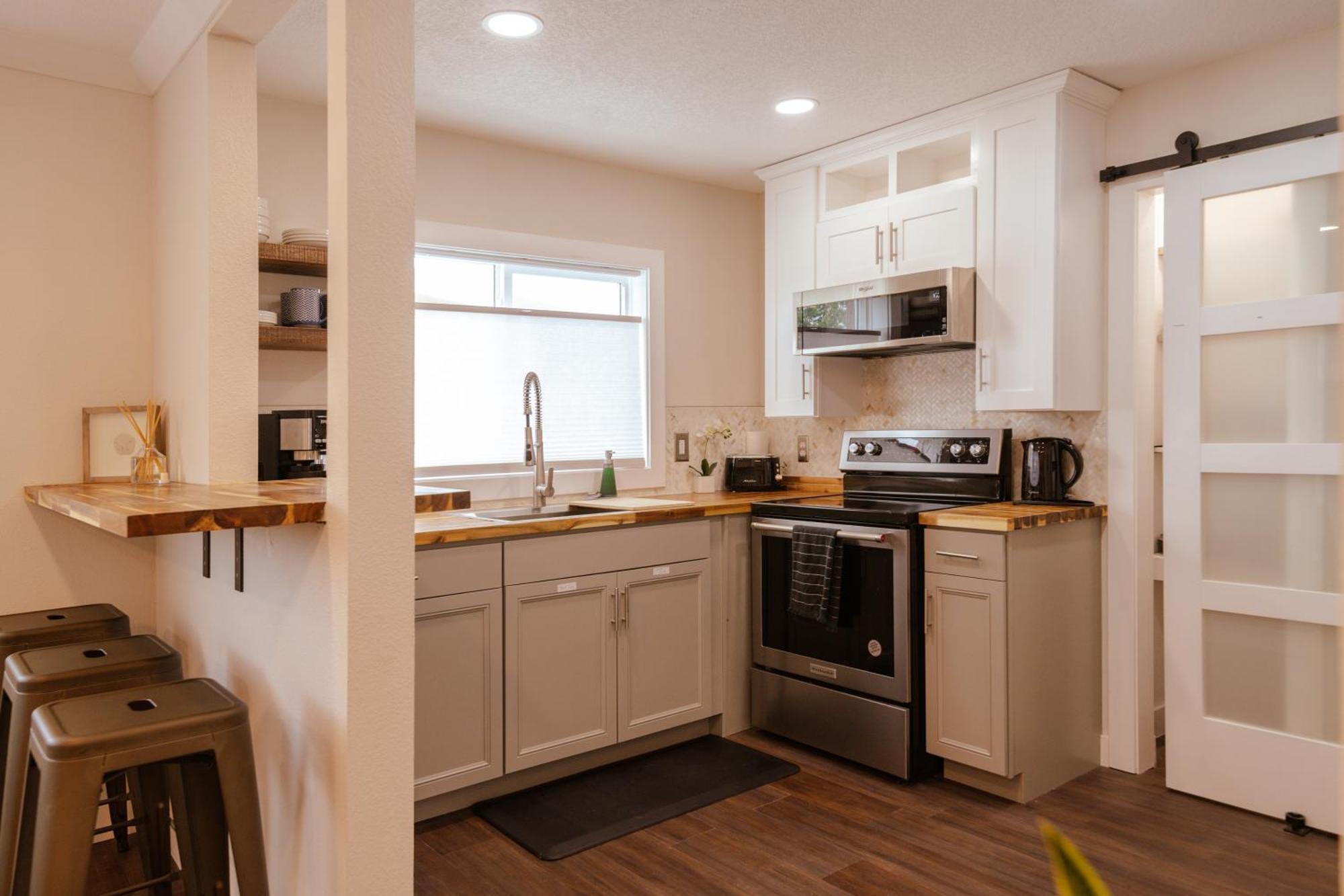 Shares Courtyard Luxury Apt - New! Rockledge Exteriér fotografie
